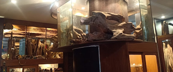 Indogaharu - مورد خشب العود - الرياض -