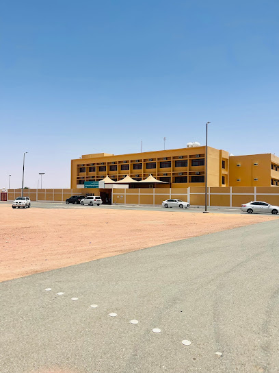 ابتدائية الطفولة في مبنى متوسط الرياض - Saudi Arabia|Hail 55424،|8520 فلسطين، 3995، حي العزيزية،