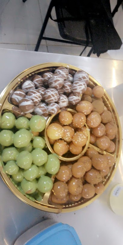 احلا ذوق كنافة بنت الصحن عصيرات لقيمات سنبوسه بسبوسه - Saudi Arabia|Turbah 29751|Al Salam|شارع الطائف