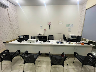 مكتب أبشر للخدمات الطلابية. - يشيد - +966 54 547 3171