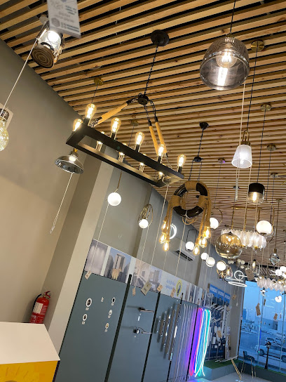 الإضاءة للإنارة والكهرباء - Saudi Arabia|Sakaka|3227 طريق الملك فهد بن عبدالعزيز، حي الرحمانية، سكاكا 72341 7048،