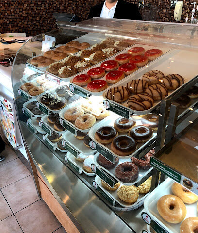 كرسبي كريم مركز الدوحة التجاري - كرسبي كريم الدوحة - الظهران -