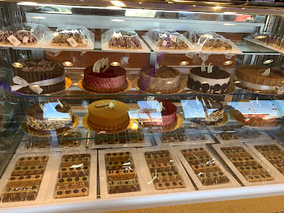 متجر فرن للحلويات - سكاكا - +966 53 133 8686