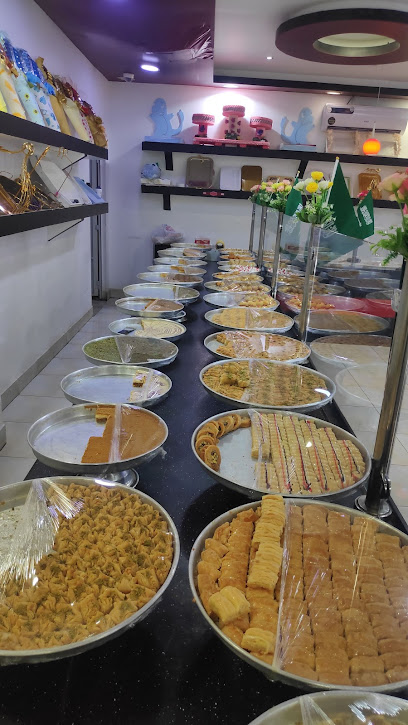حلويات قصر الضيافة - Saudi Arabia|66231|King Fahd Road|15