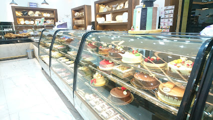 العجينة الذهبيه - سكاكا - +966 53 254 8000