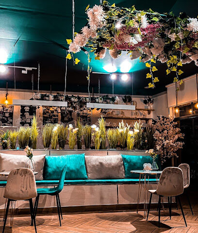 كوفي لوست - الوجه -