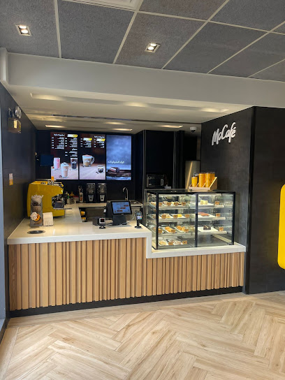 مكافي - Saudi Arabia|Hautat Sudair 15331|Riyadh - Buraidah Hwy|Petroly Gas Station