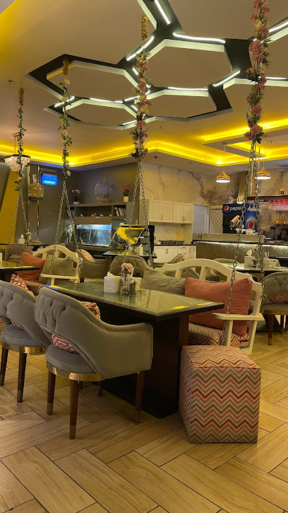 سوينج كافيه - Tabuk 47315
