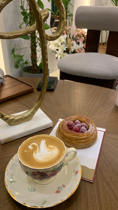 كاندل كافيه شمعة كافيه - Saudi Arabia|Buqayq 33261|FBPC7857، 7857 شارع ابوبكر الصديق، 4155، حي المطار،