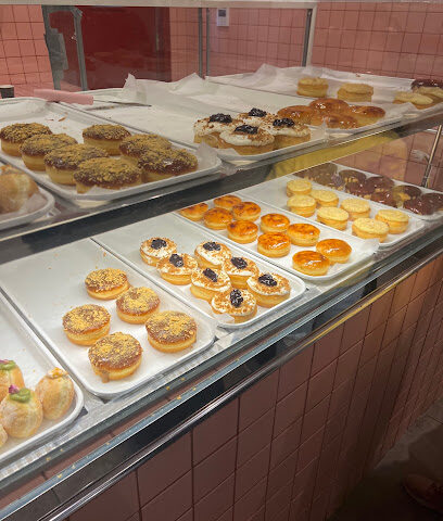 8 كعكات | ايت دونتس - جازان -