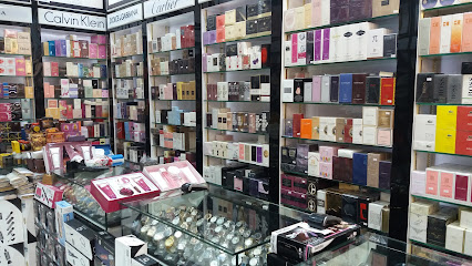 القمة للعطور - أبها - +966 59 400 7026